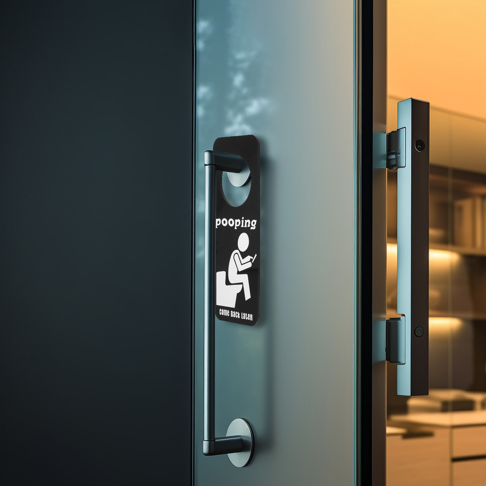 Panneau de porte amusant « Sal - Home Bathroom Occupied Sign avis et prix